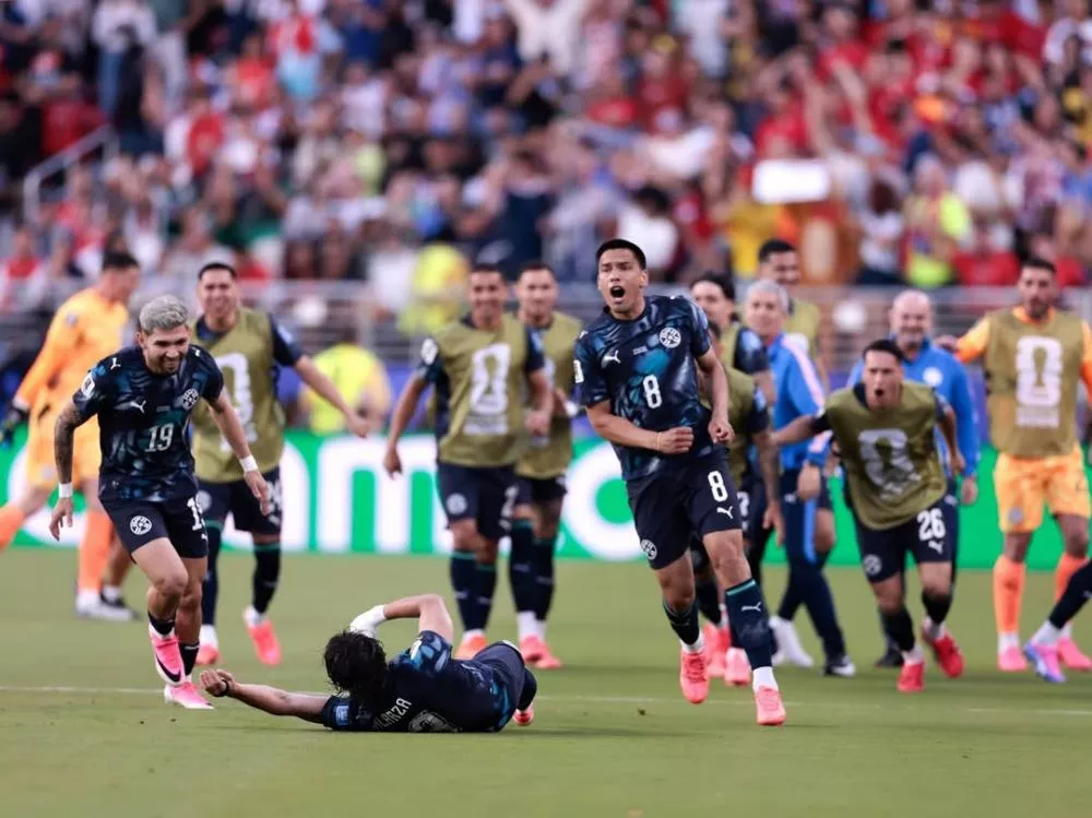 Ex-Vasco faz gol mais rápido da Copa, Paraguai vence jogo com expulsão inédita e elimina Turquia