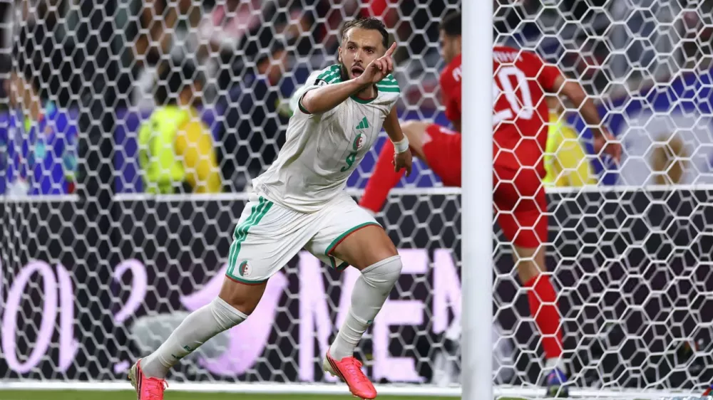 Filho de Zidane volta a falhar, mas Mahrez inicia reação, Argélia vence a Jordânia e garante Argentina líder do grupo na Copa