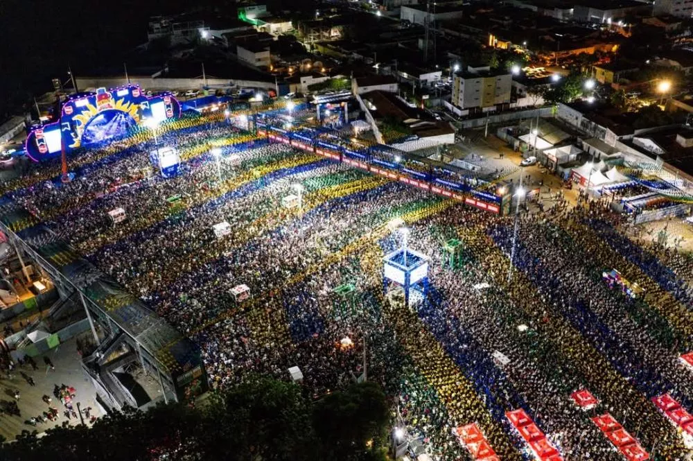 São João de Patos fecha edição de sucesso com multidão no Terreiro do Forró