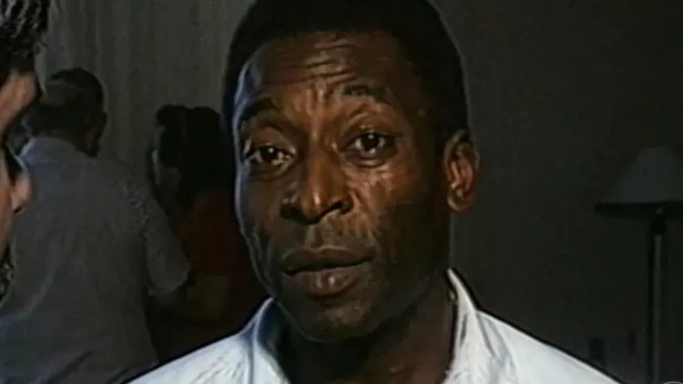 Pelé se ofereceu para jogar a Copa de 86 e foi recusado pelo técnico Telê Santana