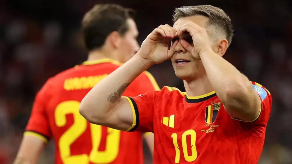 Bélgica 'acorda' na Copa do Mundo, goleia Nova Zelândia e se classifica em 1º do Grupo G