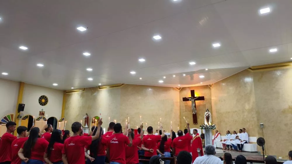 Paróquia de Santa Teresinha celebra 16 anos de história com missa presidida por Dom Eraldo e Crisma de 30 adultos
