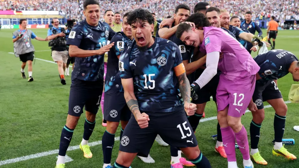 Paraguai consegue façanha épica, elimina Alemanha nos pênaltis e vai às oitavas da Copa
