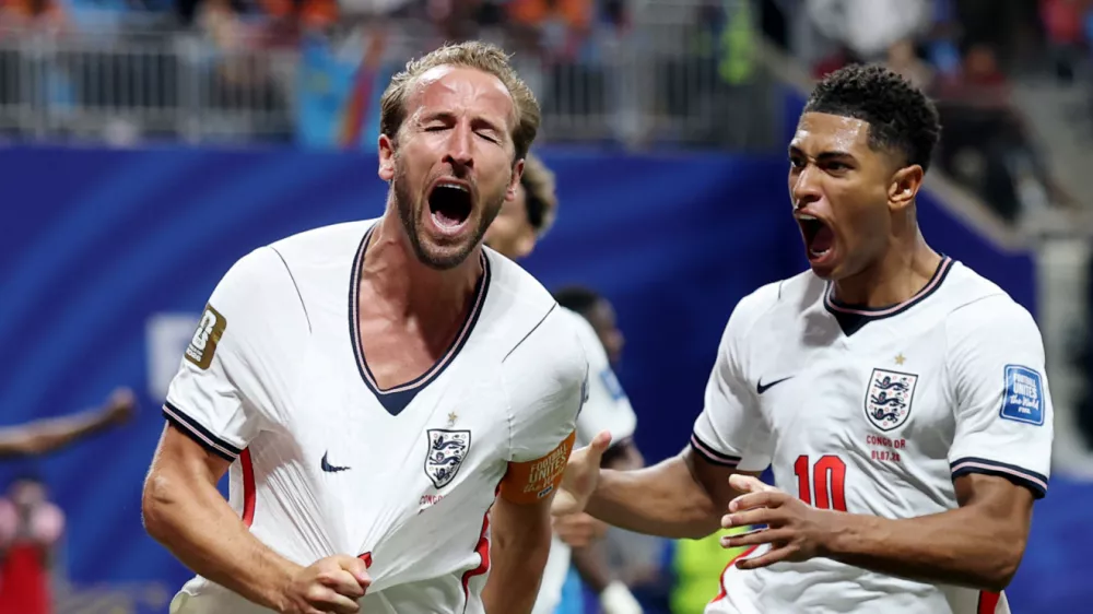 Kane supera gols de Pelé em copas, salva Inglaterra de desastre e comanda virada sobre a RD Congo
