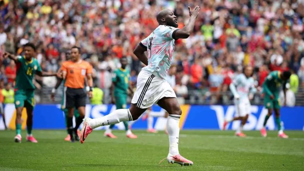 Bélgica consegue reação surreal, bate Senegal na prorrogação e vai às oitavas da Copa