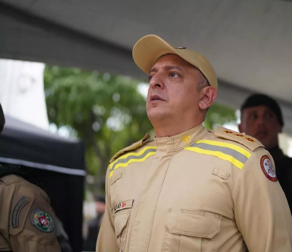 Comandante do 3º CRBM homenageia bombeiros militares pelo Dia Nacional do Bombeiro