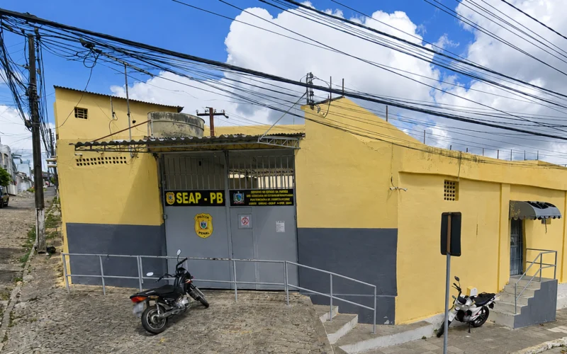 Dois detentos fogem do Presídio do Monte Santo, em Campina Grande