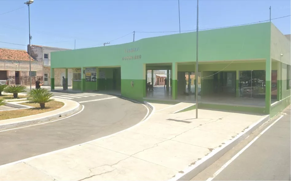 Foragido da Justiça de Mato Grosso por estupro e ameaça é preso pela PM em ônibus interestadual na rodoviária de Santa Luzia