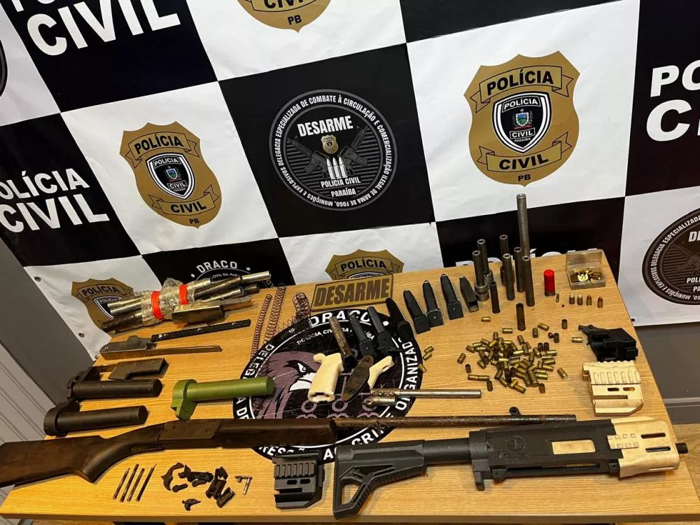 Polícia Civil fecha fábrica clandestina de armas e prende suspeito em João Pessoa