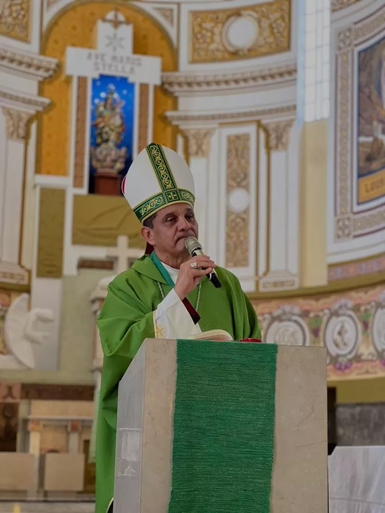 Bispo Dom Eraldo critica tratamento aos idosos com “prato de papa” e cobra mais carinho das famílias: “Precisam viver com dignidade”