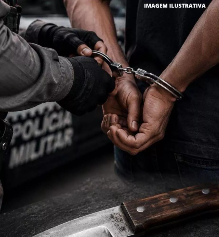 Polícia Militar contém adolescente após agressões e danos em residência, em Teixeira