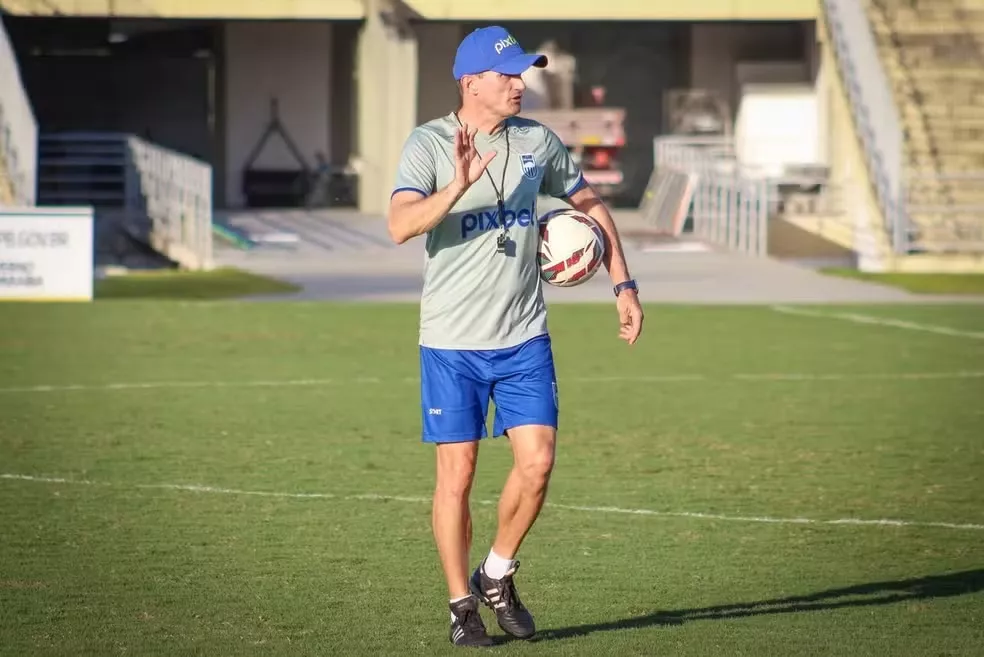Serra Branca confirma que técnico Gerson Gusmão não seguirá no clube na sequência da temporada