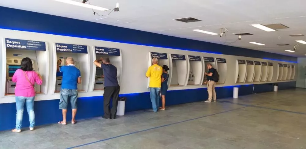Bancários da Paraíba decidem nesta segunda sobre paralisação de 24 horas