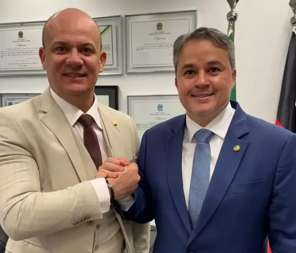 Com Alfredo Gaspar, Efraim Filho participa neste sábado de lançamento da candidatura de Cabo Gilberto