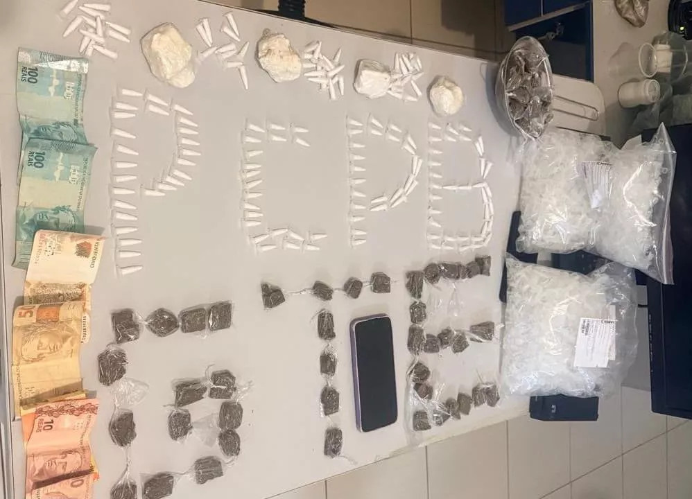 Polícia Civil prende três pessoas e apreende cerca de 300 gramas de cocaína em Imaculada