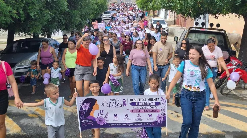 Agosto Lilás: Secretaria de Educação de Santa Terezinha promove Caminhada em defesa da vida e combate a violência contra a mulher