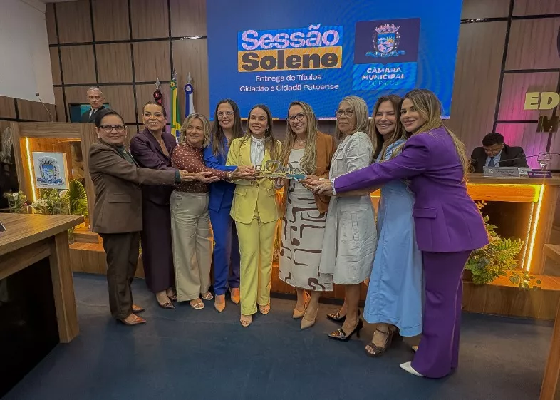 Comenda Tâmara Lenina marca Sessão Solene na Câmara de Patos