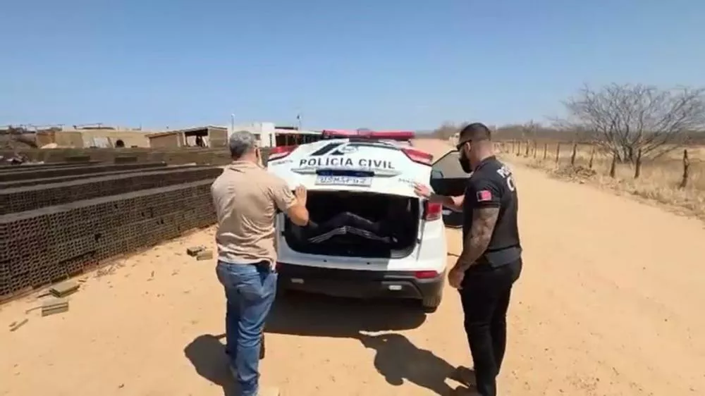 Polícia Civil prende homem de 24 anos investigado por estupro de vulnerável após manter relação com menina de 11 anos que engravidou, em Santa Luzia