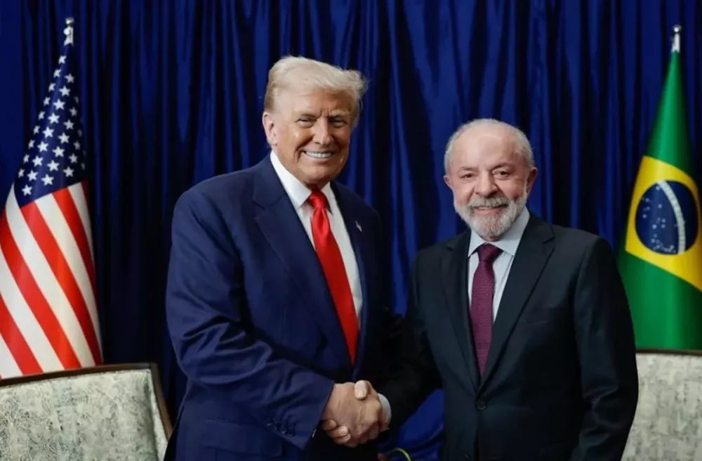 Lula em comício: “Trump, faça um Pix para você ver como é bom”