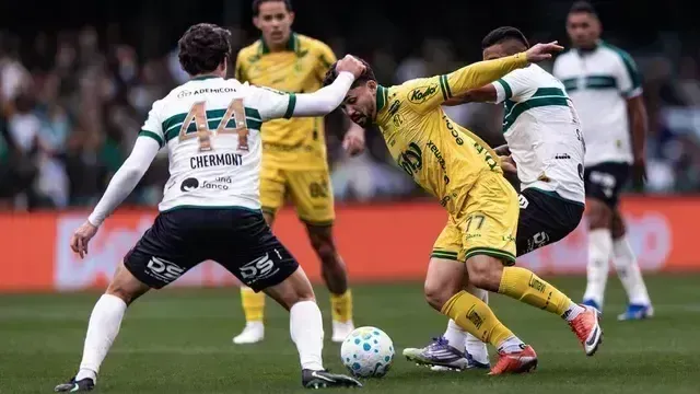 Mirassol vira contra o Coritiba e sai do Z4 do Campeonato Brasileiro