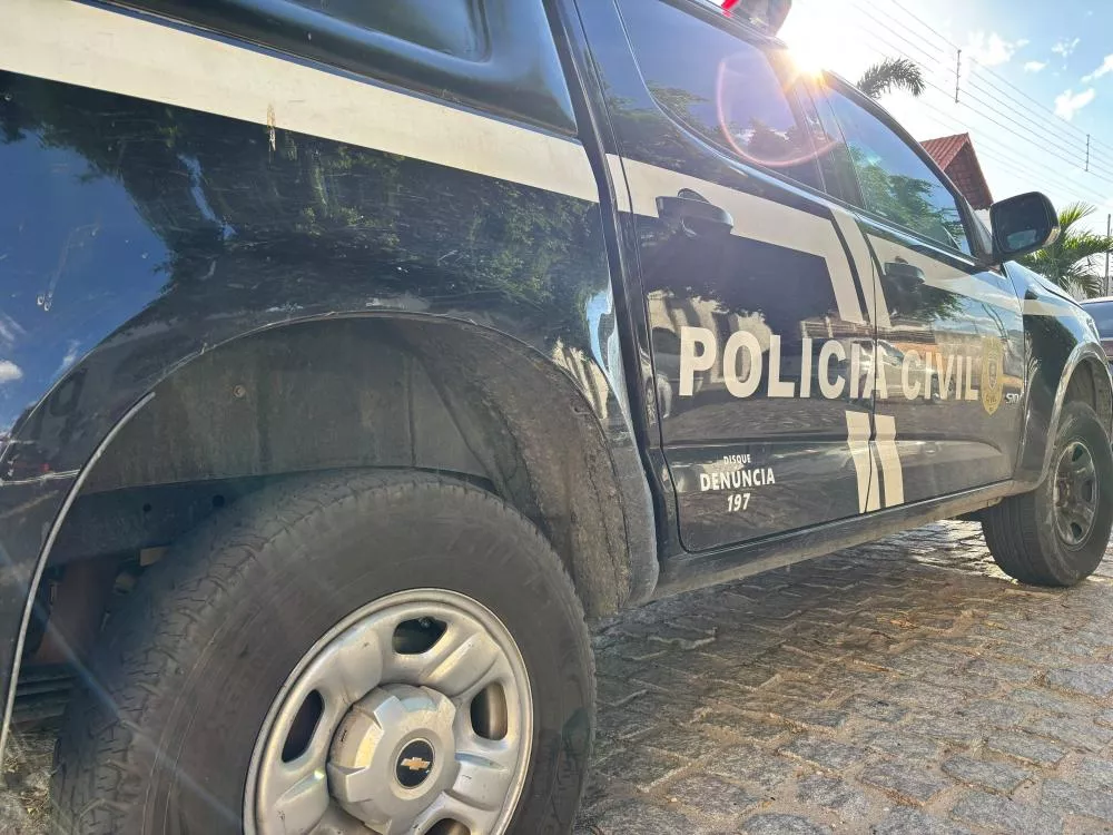 Homem de 19 anos é preso suspeito de agredir e manter adolescente de 14 anos em cárcere privado na Paraíba