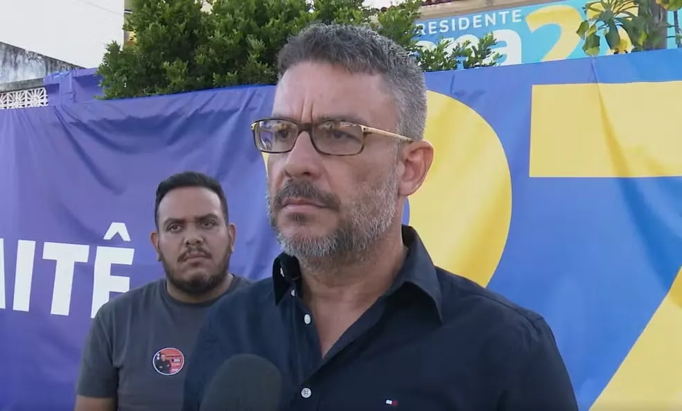 Quarto colocado nas pesquisas, Pedro Coutinho desiste da candidatura ao Governo da Paraíba e anuncia apoio a Lucas Ribeiro