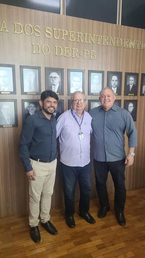 Prefeito Jacob se reúne com DER em João Pessoa e discute readequação da PB-262