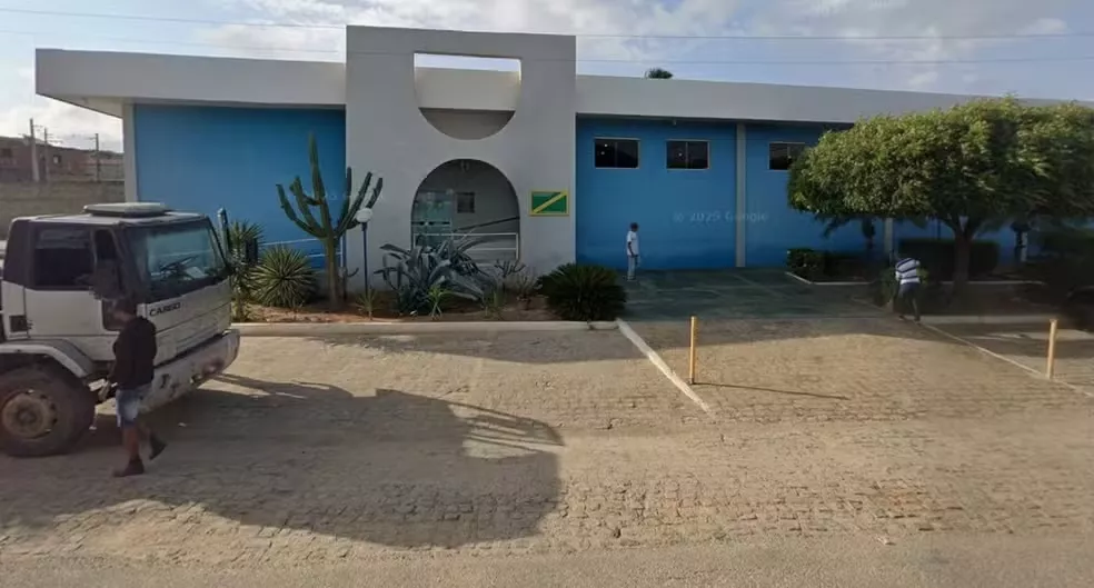 Concursos da Prefeitura de Água Branca oferecem 24 vagas e salários de até R$ 3,2 mil