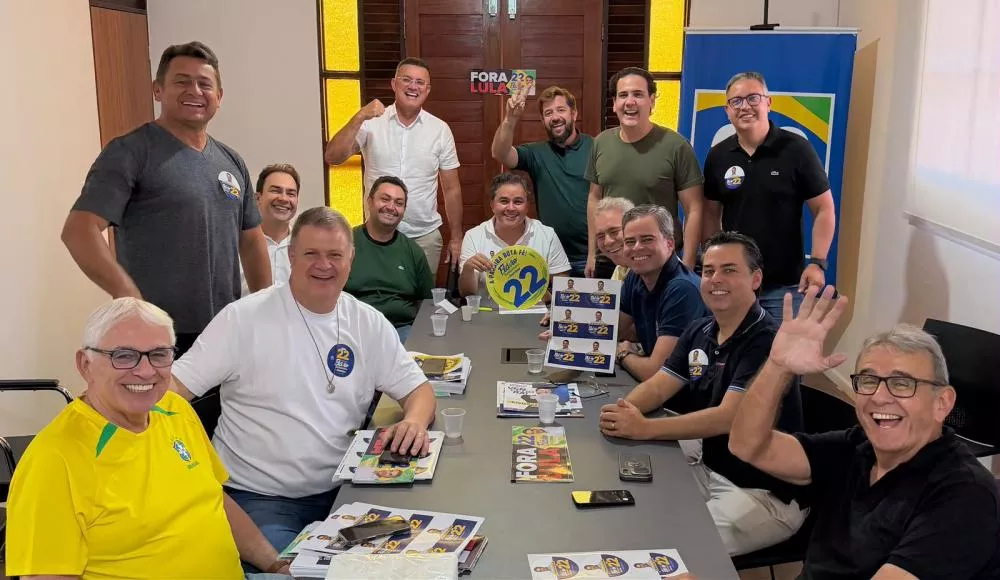 Efraim reúne lideranças da direita e intensifica mobilização por Flávio na Paraíba