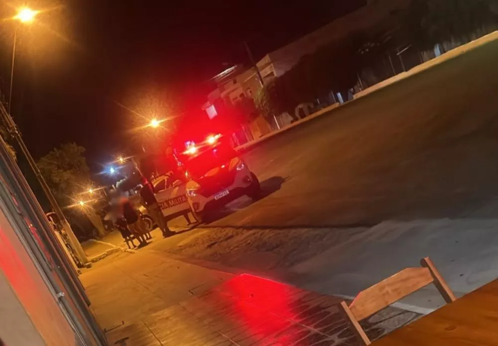 Mulher é presa suspeita de esfaquear homem durante discussão em Matureia-PB