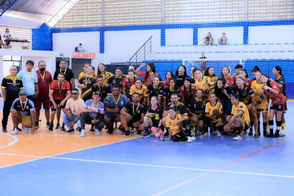 V Copa Patos Maria de Fátima de Futsal Feminino reúne equipes do Sertão e homenageia Eliane Monteiro