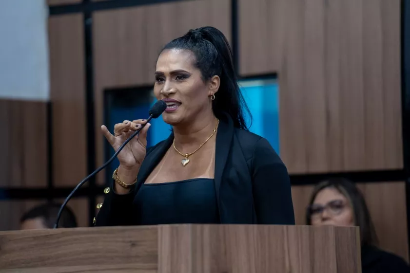 Campanha de doação de sangue é realizada para Sheyla Massarrara após acidente na BR-361, em Patos