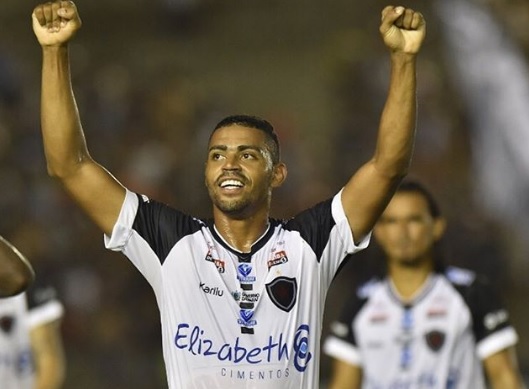 Botafogo-PB renova com o volante Wellington Cézar