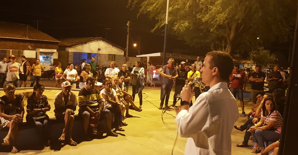 Dr. Érico celebra o aumento da participação dos populares no gabinete itinerante. 