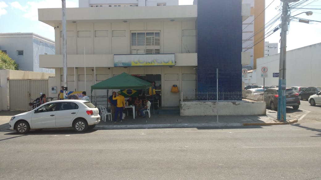 Em Patos: Trabalhadores dos Correios entram em greve por tempo indeterminado. Ouça: