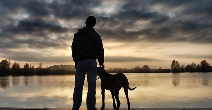 Homem é morto a tiros ao defender cachorro em Riacho dos Cavalos