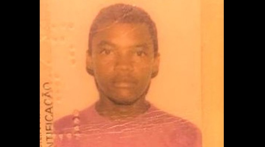 Motoqueiro de 33 anos morre ao bater em poste em Cajazeiras