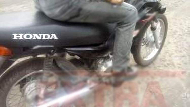 Dupla da POP preta assalta jovem na noite deste domingo, no centro de Catolé do Rocha