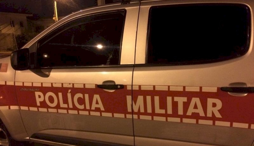 Homem é detido suspeito de ameaçar mãe com foice no Vale do Piancó
