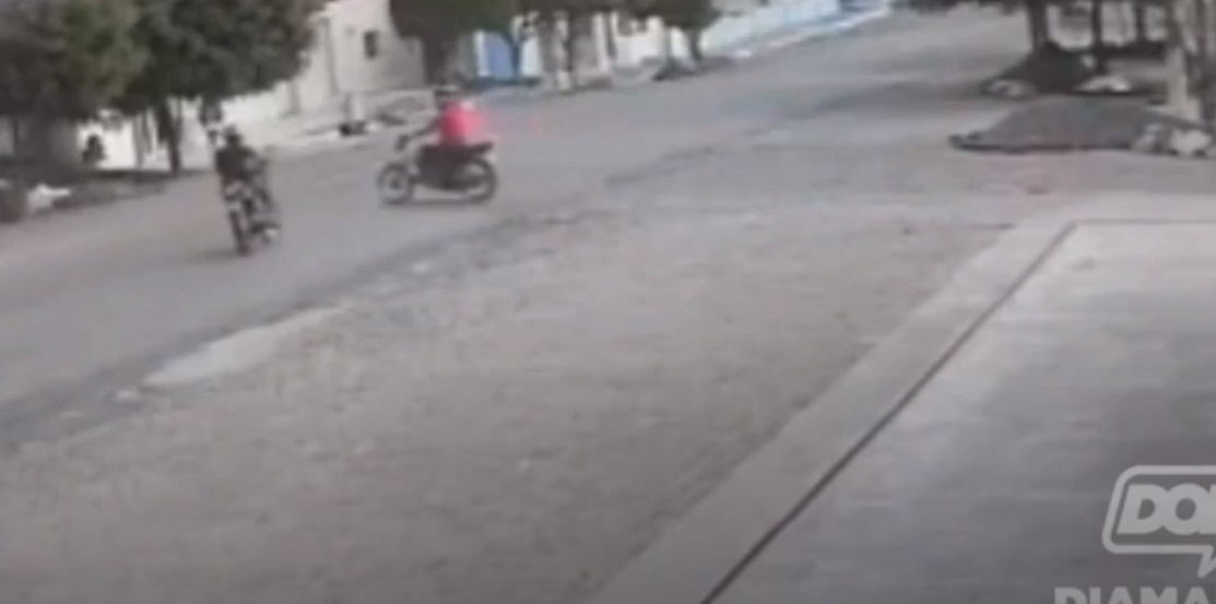 Colisão entre duas motos deixa feridos no Vale do Piancó. Veja o vídeo