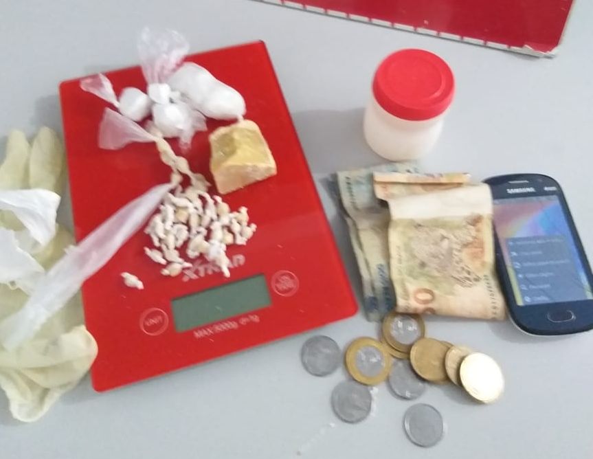 No Sertão: PM cumpre mandado de prisão e apreende drogas nesta segunda (23)