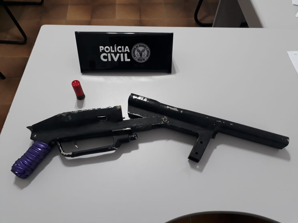 Polícia civil apreende espingarda calibre 12 na cidade de Patos