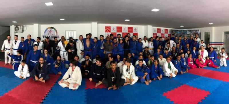 Ao realizar campeonato interno de Jiu-Jitsu, professor destaca aulas que são também oferecidas para comunidade rural no Município de Patos