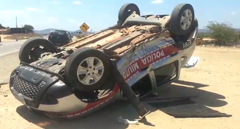 VÍDEO mostra detalhes de acidente envolvendo viatura da PM