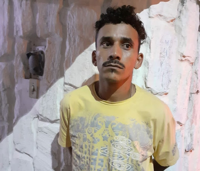 Acusado de furtos em residências em Sousa é levado a delegacia