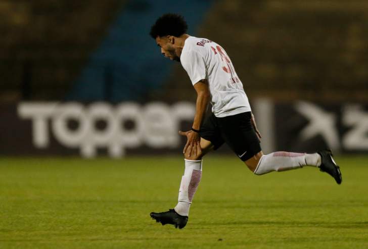 São Bento 0 x 3 Bragantino - Ex-Corinthians marca hat-trick na vitória do líder