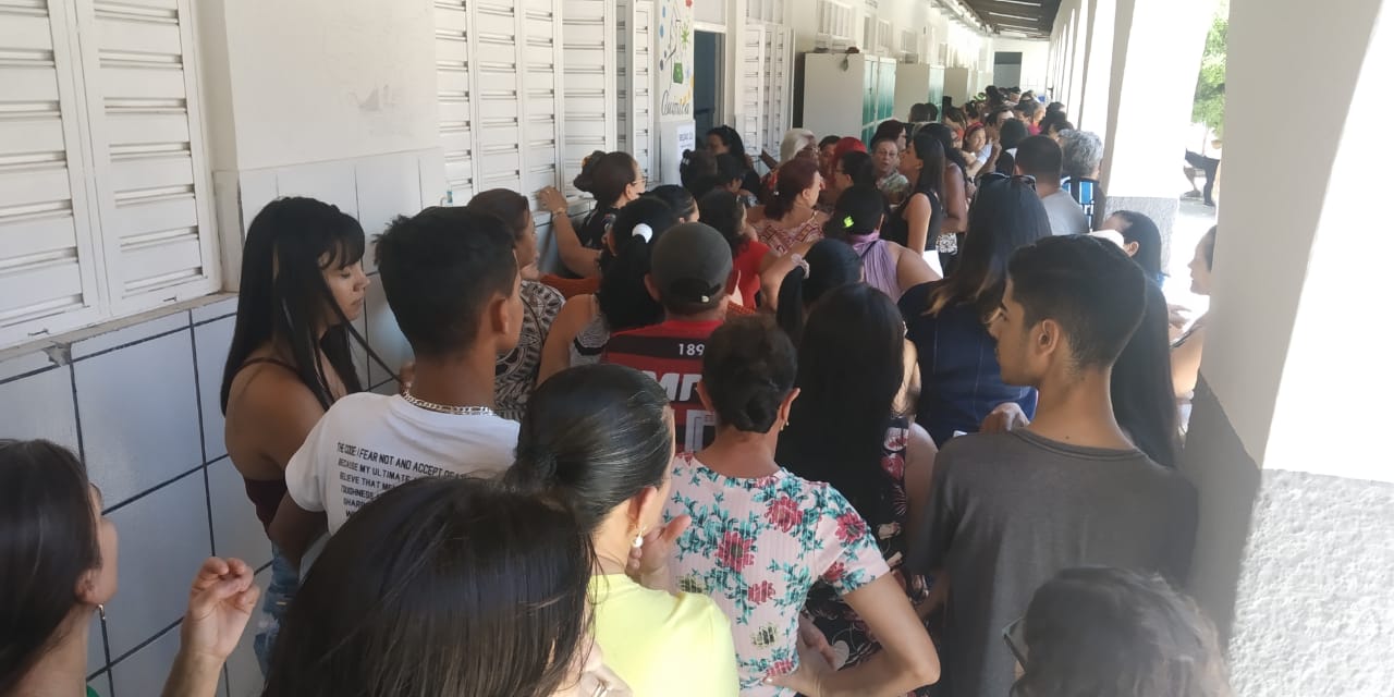 Tumulto marca início da votação nas eleições dos conselhos tutelares de Patos. Promotora comenta o caso. Ouça: