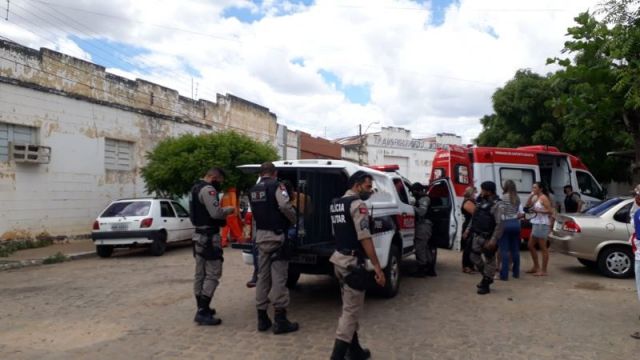 Pai é preso após agredir filha de 12 anos em Patos nesta quarta-feira (25)