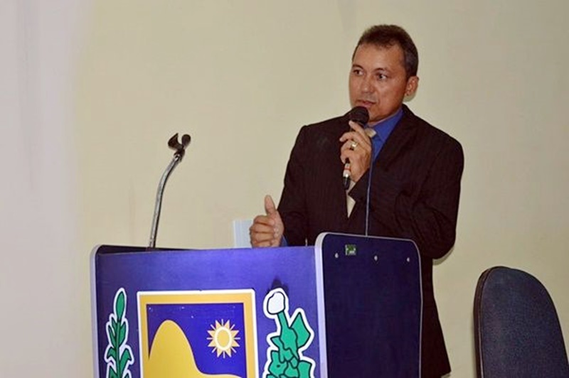 Presidente da Câmara de Catingueira se manifesta sobre acusações do prefeito Odir Borges