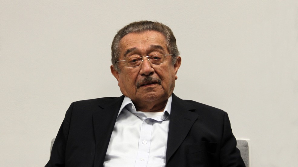 Senador José Maranhão é internado em João Pessoa com Covid-19